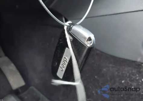 2017 Jeep Grand Cherokee Overland 4X4 из США, поврежденный, VIN 1C4RJFCG4HC659225